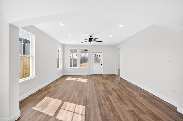 4509 5914 21, Cleveland, TX 77327