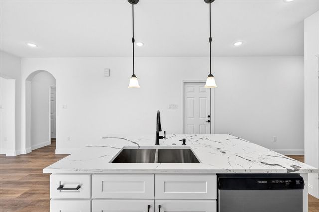 4509 5914 21, Cleveland, TX 77327