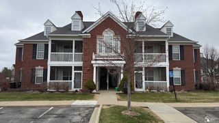 930 W Summerfield Glenn Circle, Scio Twp, MI 48103