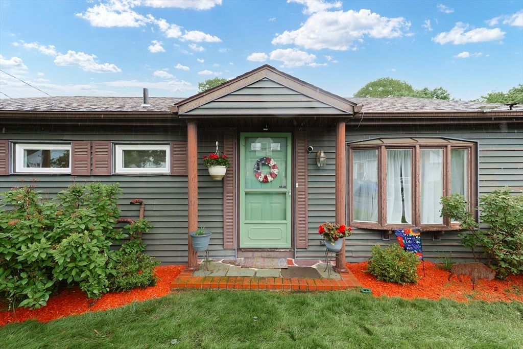 51 Grant Street, Milford, MA 01757