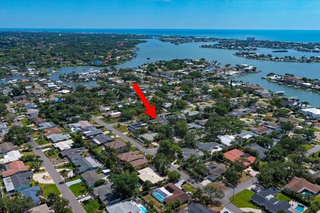 802 ALLAMANDA DRIVE, Largo, FL 33770