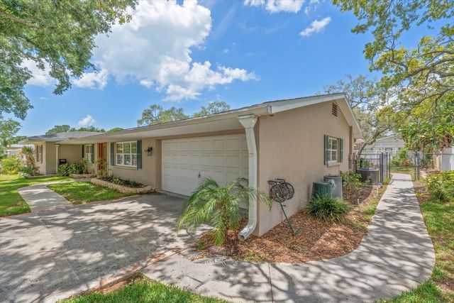 802 ALLAMANDA DRIVE, Largo, FL 33770