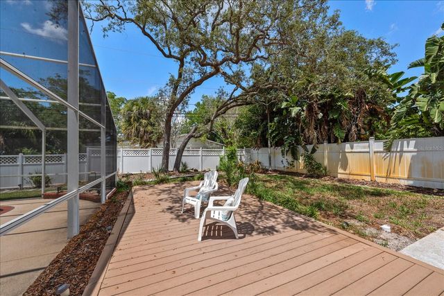 802 ALLAMANDA DRIVE, Largo, FL 33770
