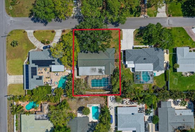 802 ALLAMANDA DRIVE, Largo, FL 33770