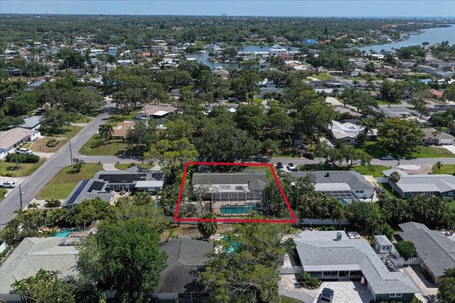 802 ALLAMANDA DRIVE, Largo, FL 33770