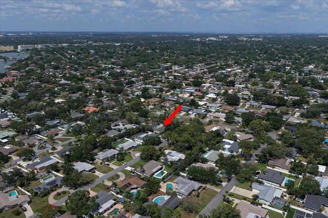 802 ALLAMANDA DRIVE, Largo, FL 33770