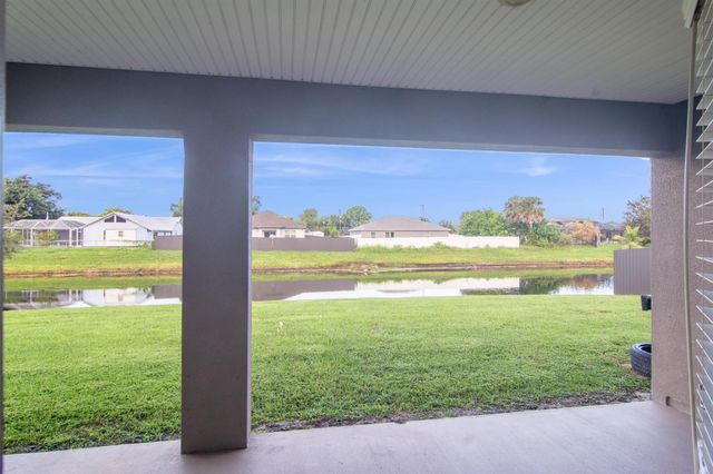 1898 SW Monterrey Lane, Port St Lucie, FL 34953