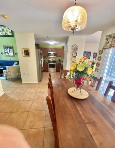 25107 SW 124th Ct, Homestead, FL 33032