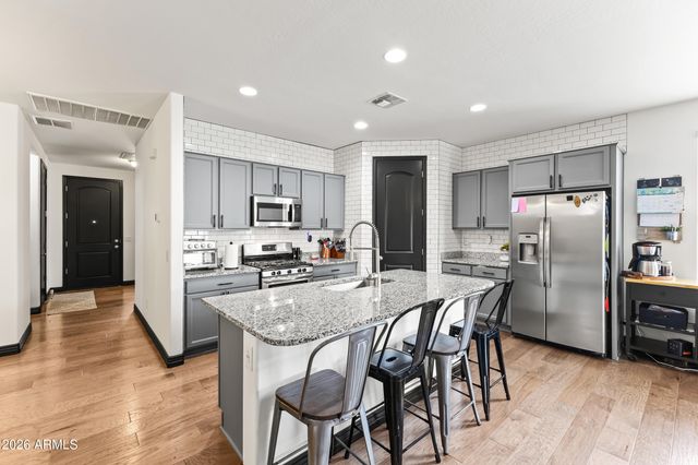 13512 W Briles Road, Peoria, AZ 85383