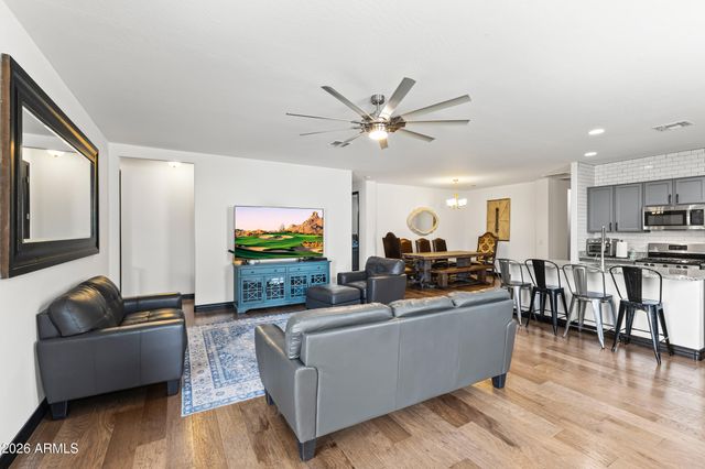 13512 W Briles Road, Peoria, AZ 85383