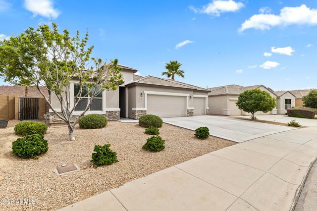 13512 W Briles Road, Peoria, AZ 85383