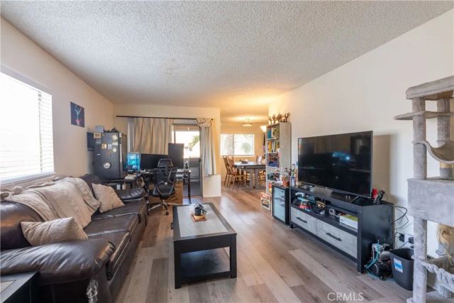 18981 Valley Cir C, Huntington Beach, CA 92649