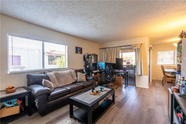 18981 Valley Cir C, Huntington Beach, CA 92649