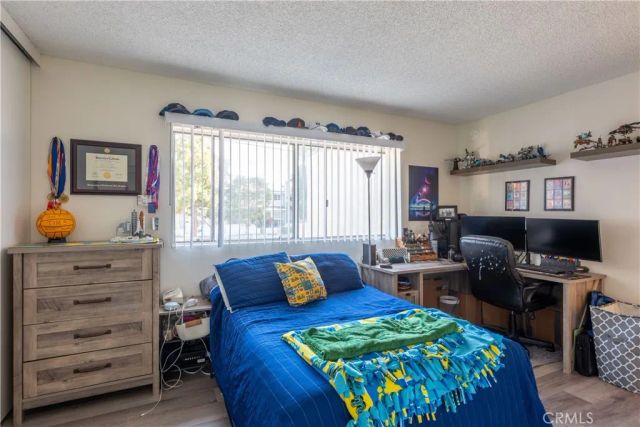 18981 Valley Cir C, Huntington Beach, CA 92649