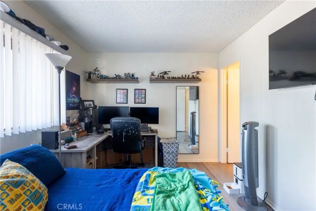 18981 Valley Cir C, Huntington Beach, CA 92649