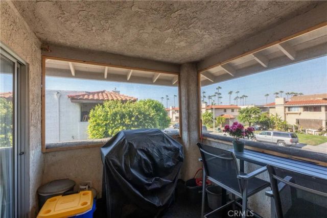 18981 Valley Cir C, Huntington Beach, CA 92649