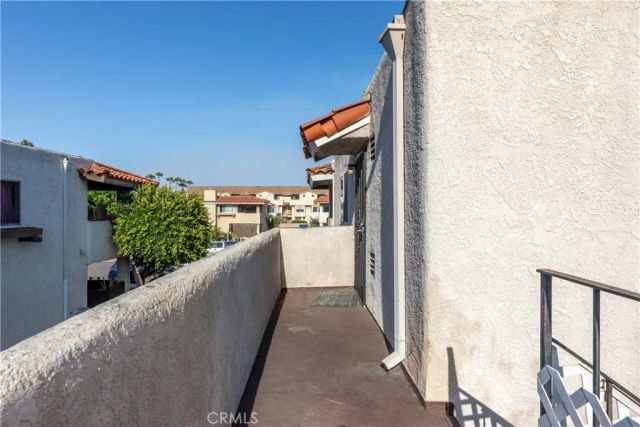 18981 Valley Cir C, Huntington Beach, CA 92649