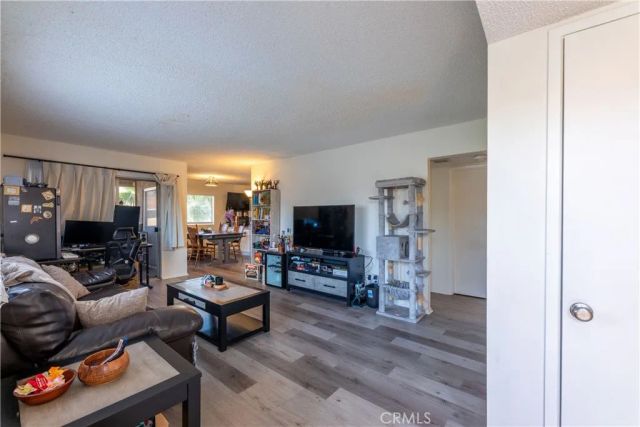 18981 Valley Cir C, Huntington Beach, CA 92649