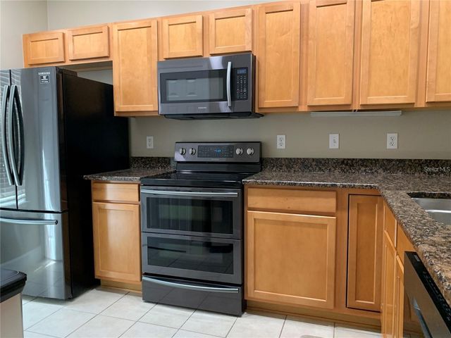 887 NW 21ST AVENUE 887, Gainesville, FL 32609