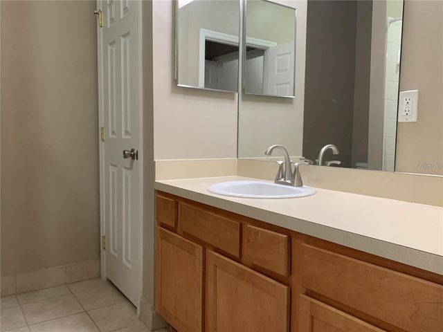 887 NW 21ST AVENUE 887, Gainesville, FL 32609