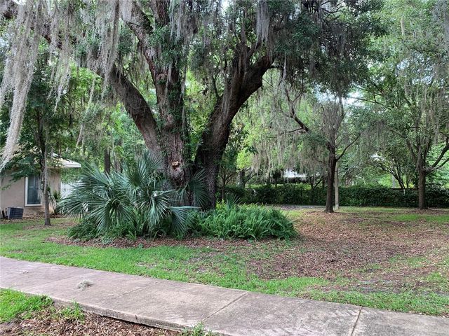 887 NW 21ST AVENUE 887, Gainesville, FL 32609