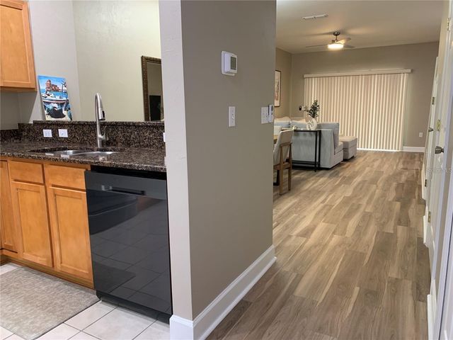 887 NW 21ST AVENUE 887, Gainesville, FL 32609