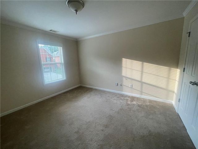 927 Park Hollow Way, Lawrenceville, GA 30043