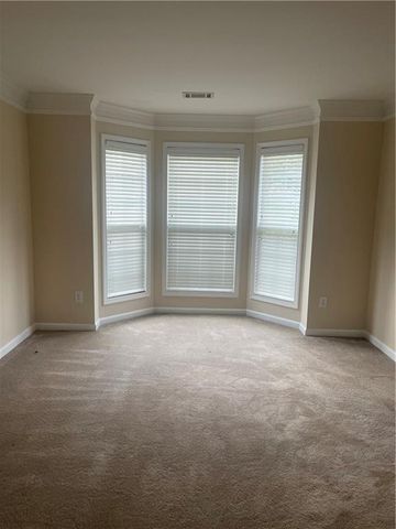 927 Park Hollow Way, Lawrenceville, GA 30043