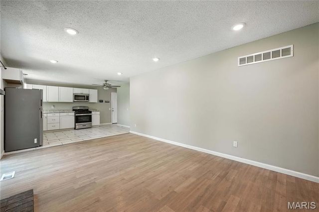 11951 Jerries Lane, Florissant, MO 63033