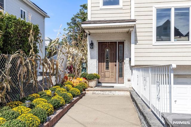 129 Tappan Street, Kearny, NJ 07032
