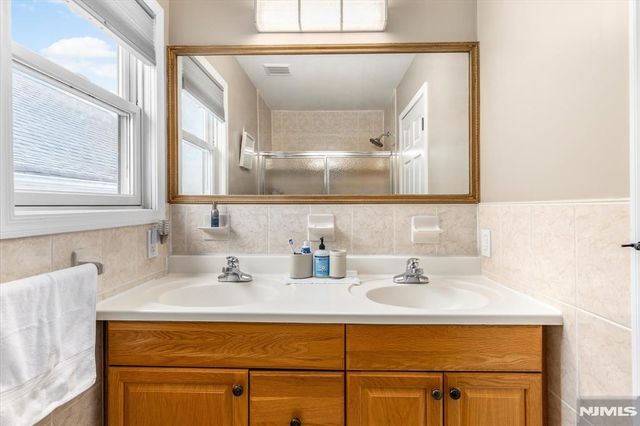 129 Tappan Street, Kearny, NJ 07032