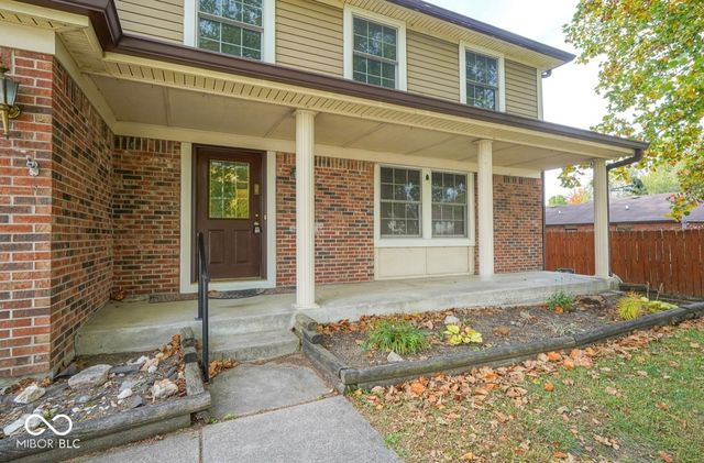 5684 Colonist Circle, Indianapolis, IN 46254