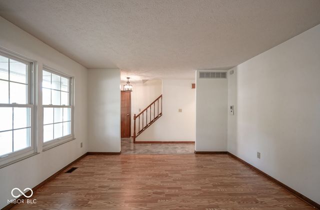 5684 Colonist Circle, Indianapolis, IN 46254