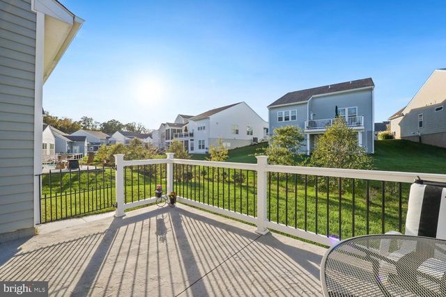 5934 AVERY POINT DR, Fredericksburg, VA 22406