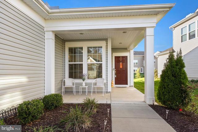 5934 AVERY POINT DR, Fredericksburg, VA 22406