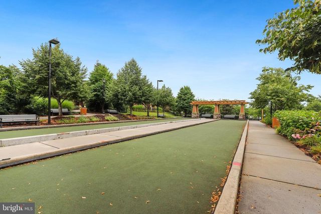 5934 AVERY POINT DR, Fredericksburg, VA 22406