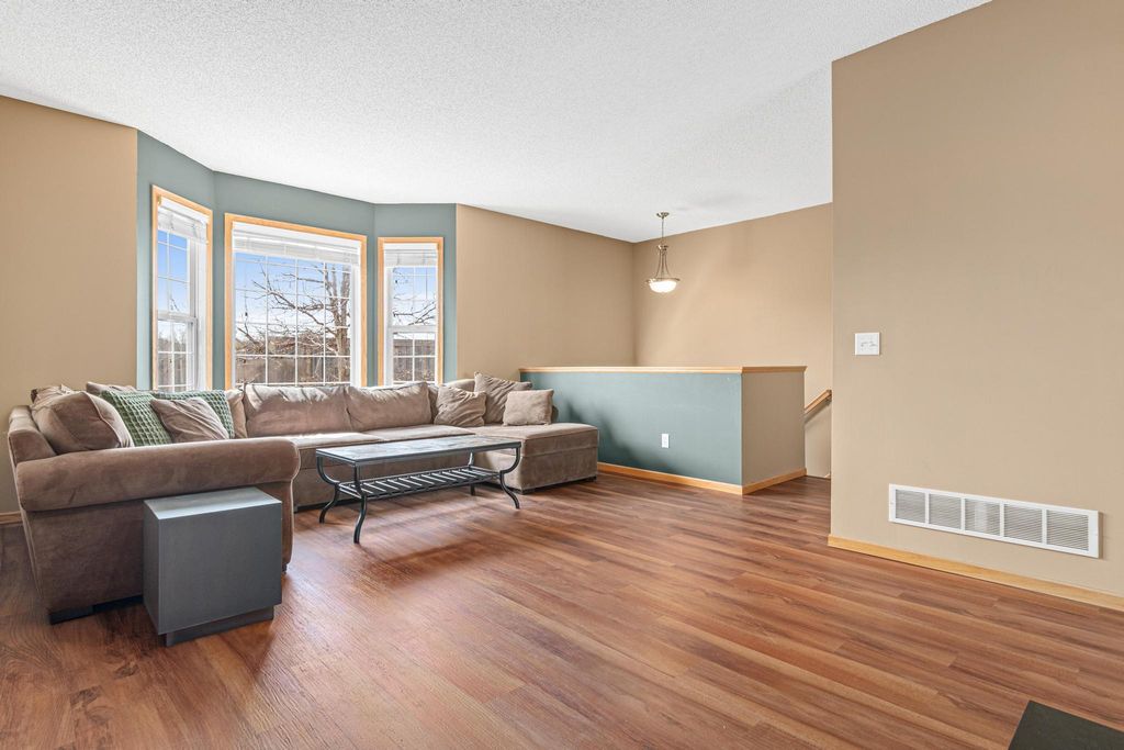 4108 Parker Trail, Robbinsdale, MN 55422 — photo 3