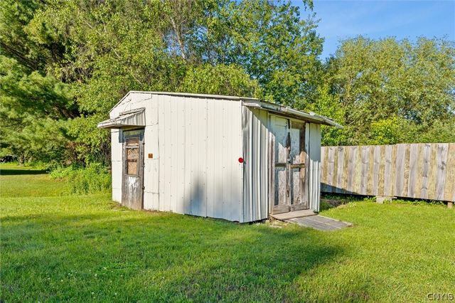 33 Delta Avenue, Hastings, NY 13076