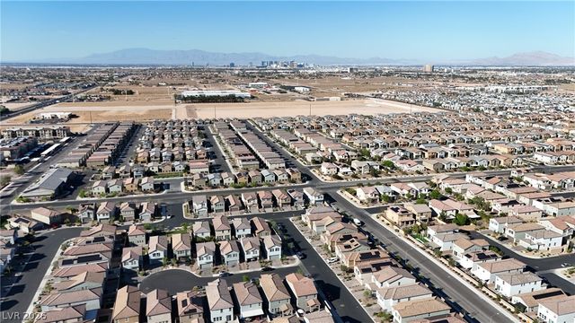 4687 Mystic Quartz Court, Las Vegas, NV 89141