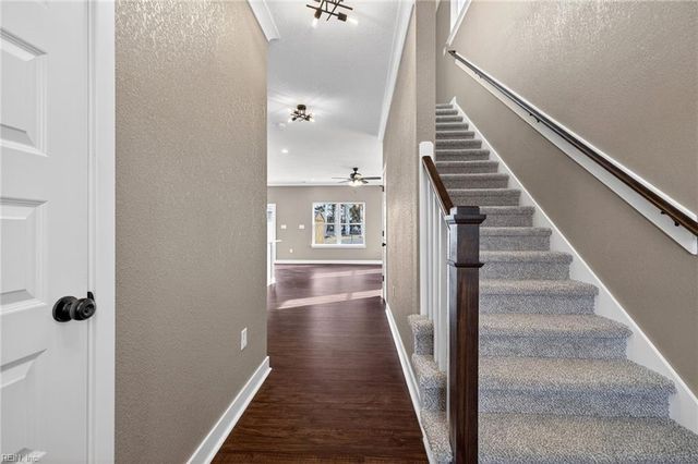 105 S Court ST, Windsor, VA 23487