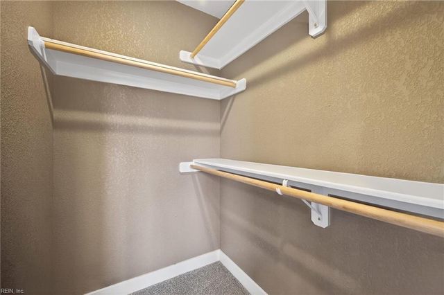 105 S Court ST, Windsor, VA 23487