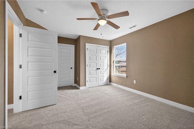 105 S Court ST, Windsor, VA 23487