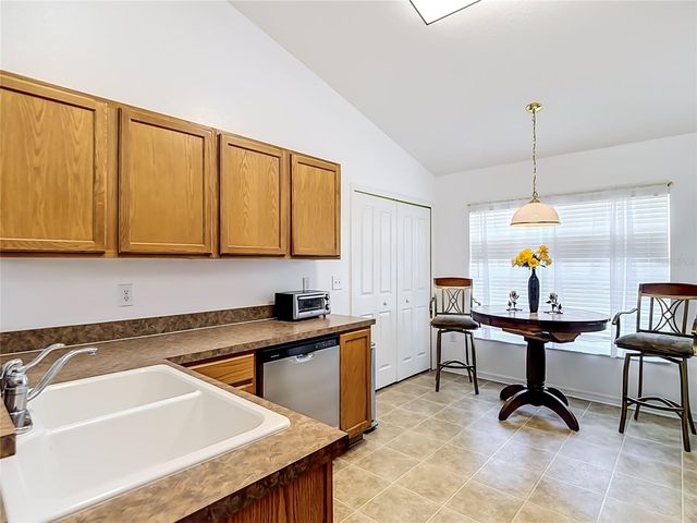 24443 SUMMER WIND CT, Lutz, FL 33559
