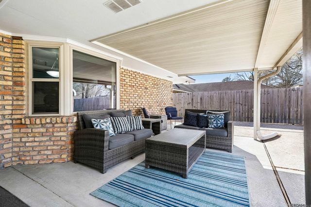 11025 Cedar Bend Ave, Baton Rouge, LA 70814