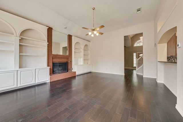 1013 Stone Gate Drive, Irving, TX 75063