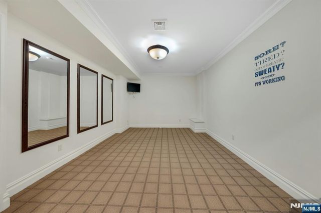 125 Jackson Drive, Cresskill, NJ 07626