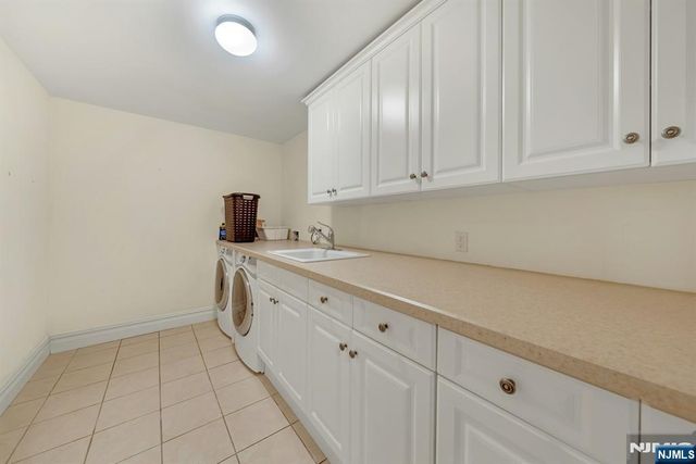 125 Jackson Drive, Cresskill, NJ 07626