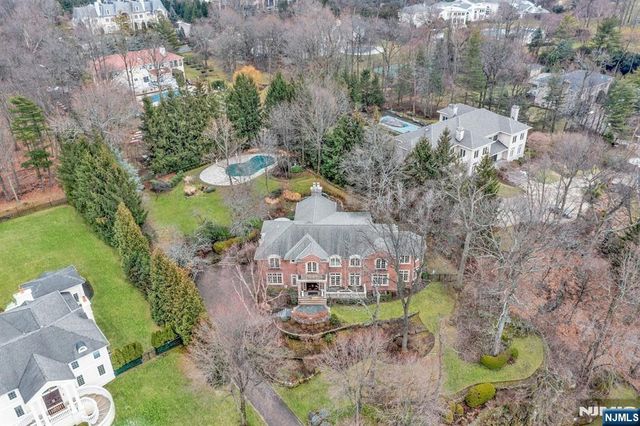 125 Jackson Drive, Cresskill, NJ 07626