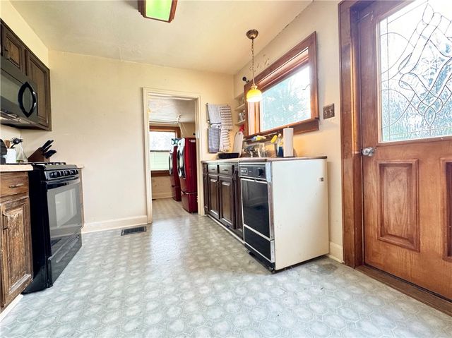 148 McClain Rd, Chippewa Twp, PA 15010
