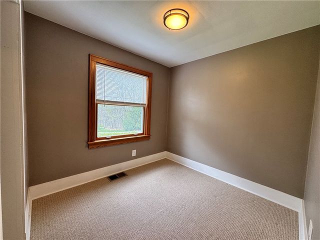 148 McClain Rd, Chippewa Twp, PA 15010